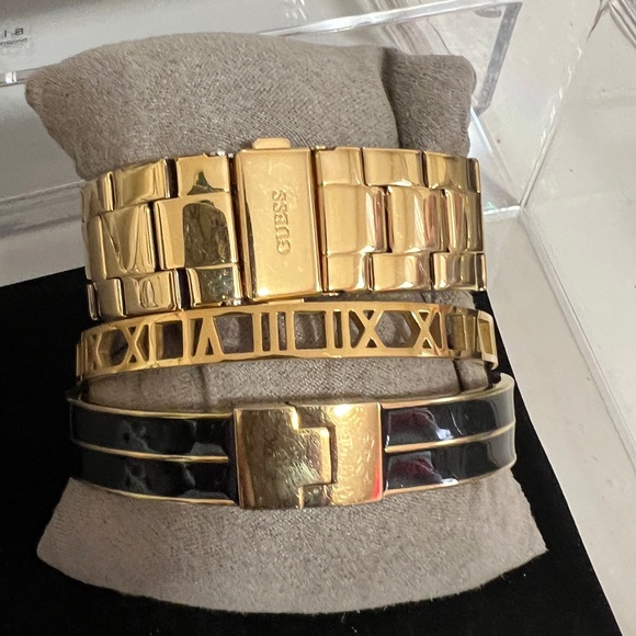 Michael Kors Gold & Black Hinged Bracelet - Picture 2 of 2